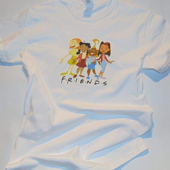 Forevre 21 proud family friends t-shirts - Picture 5 of 5